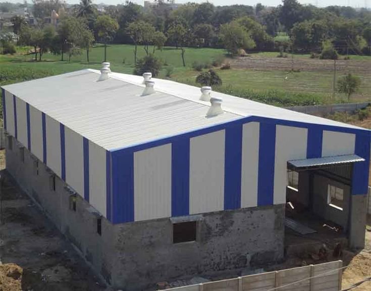 Minimalist open kitchen project 05 with streamlined design and neutral palette